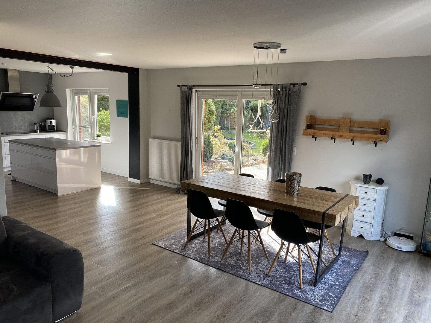 Predaj domu 134 m², pozemek 800 m², Hanstedt, Dolné Sasko Predaj domu 134 m², pozemek 800 m², Hanstedt, Dolné Sasko