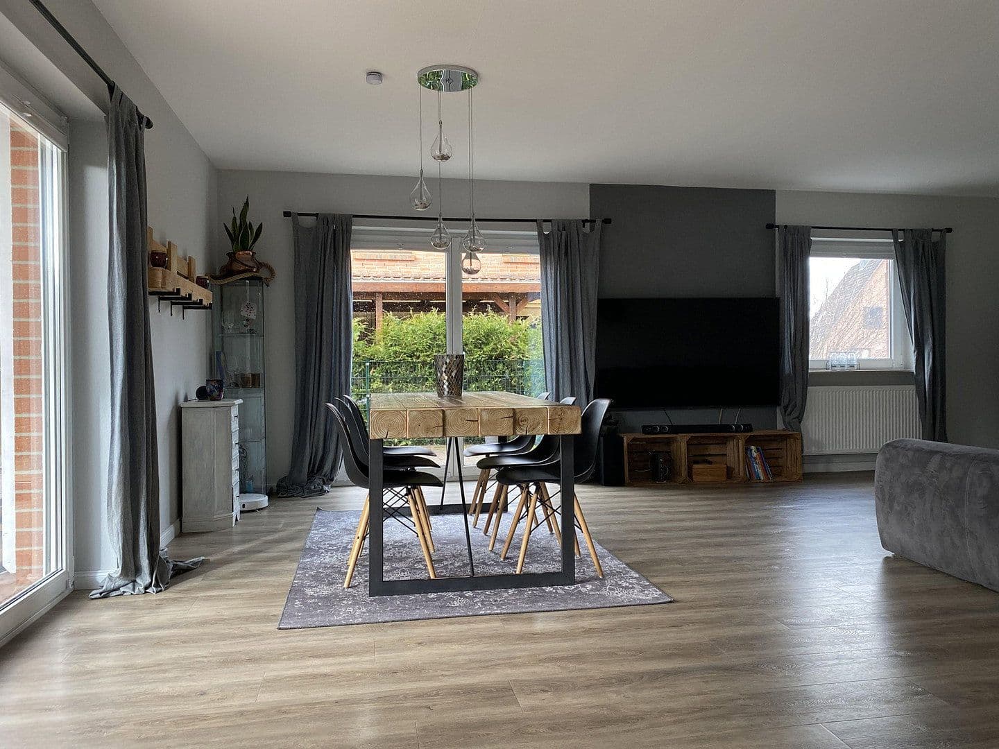 Predaj domu 134 m², pozemek 800 m², Hanstedt, Dolné Sasko Predaj domu 134 m², pozemek 800 m², Hanstedt, Dolné Sasko