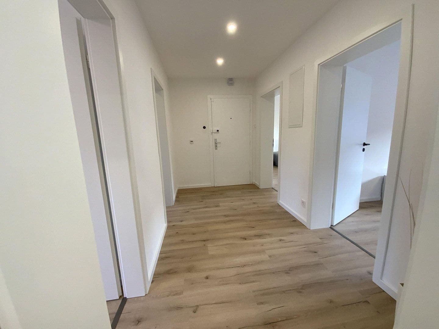 Predaj bytu 3-izbový 72 m², Wolfsburg, Dolné Sasko Predaj bytu 3-izbový 72 m², Wolfsburg, Dolné Sasko