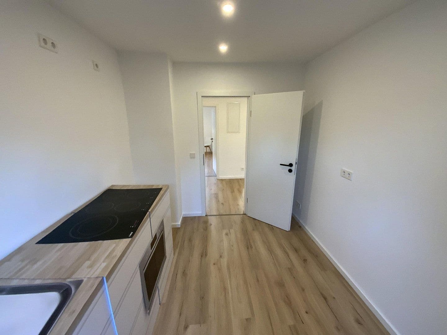 Predaj bytu 3-izbový 72 m², Wolfsburg, Dolné Sasko Predaj bytu 3-izbový 72 m², Wolfsburg, Dolné Sasko
