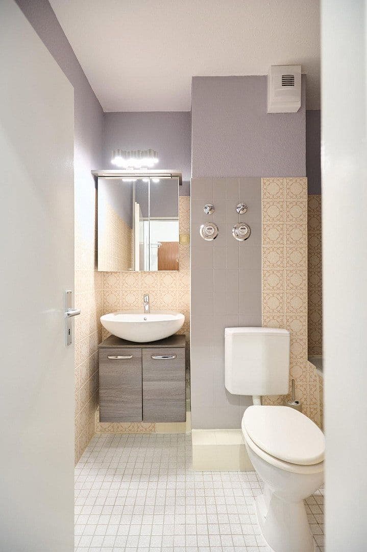 Prenájom bytu 1-izbový 38 m², Hamburg, Hamburg Prenájom bytu 1-izbový 38 m², Hamburg, Hamburg