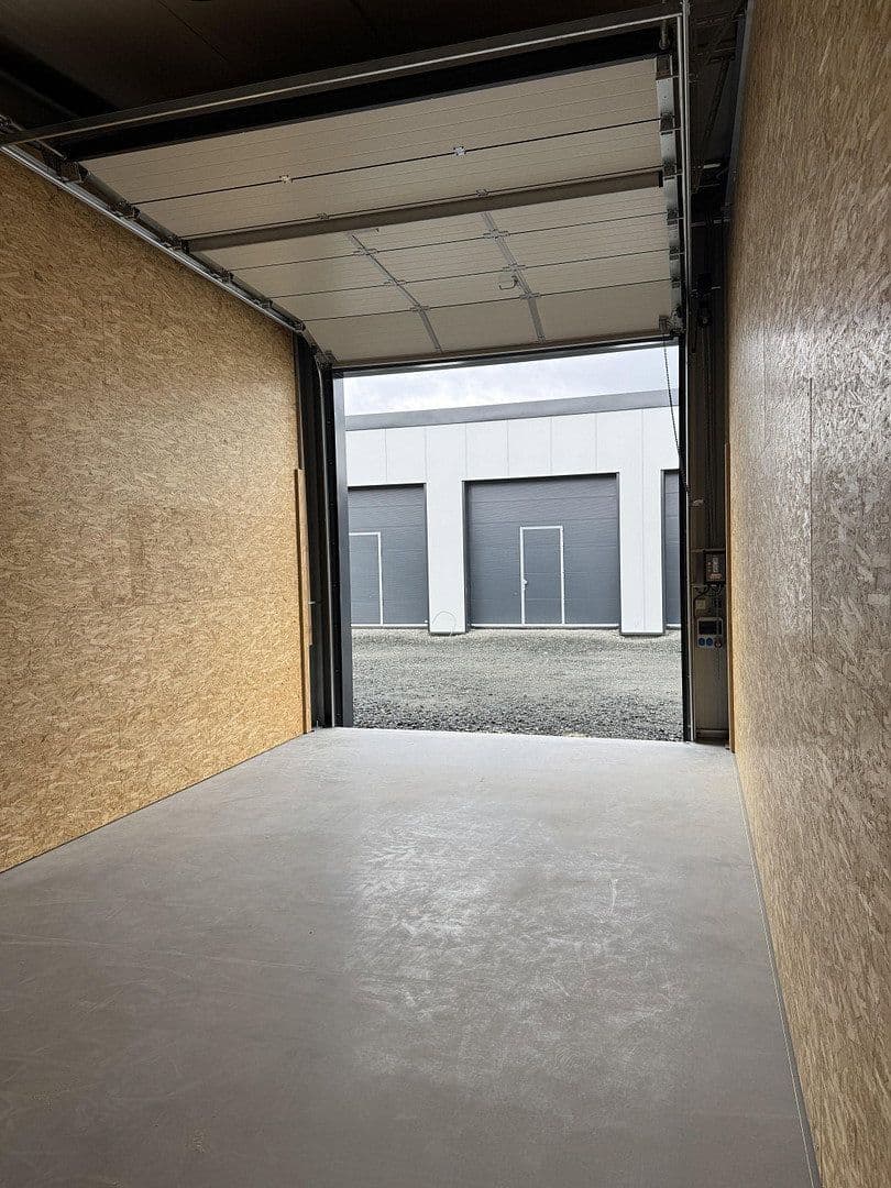 Prenájom nebytového priestoru 32 m², Grünberger Strasse, Rabenau, Hesensko Prenájom nebytového priestoru 32 m², Grünberger Strasse, Rabenau, Hesensko