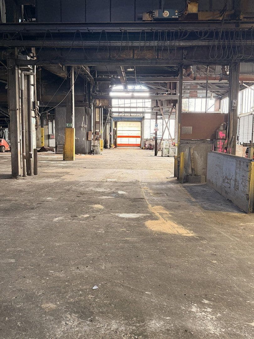 Prenájom nebytového priestoru 3.000 m², Posener Straße 35A, Lübeck, Šlezvicko-Holštajnsko Prenájom nebytového priestoru 3.000 m², Posener Straße 35A, Lübeck, Šlezvicko-Holštajnsko