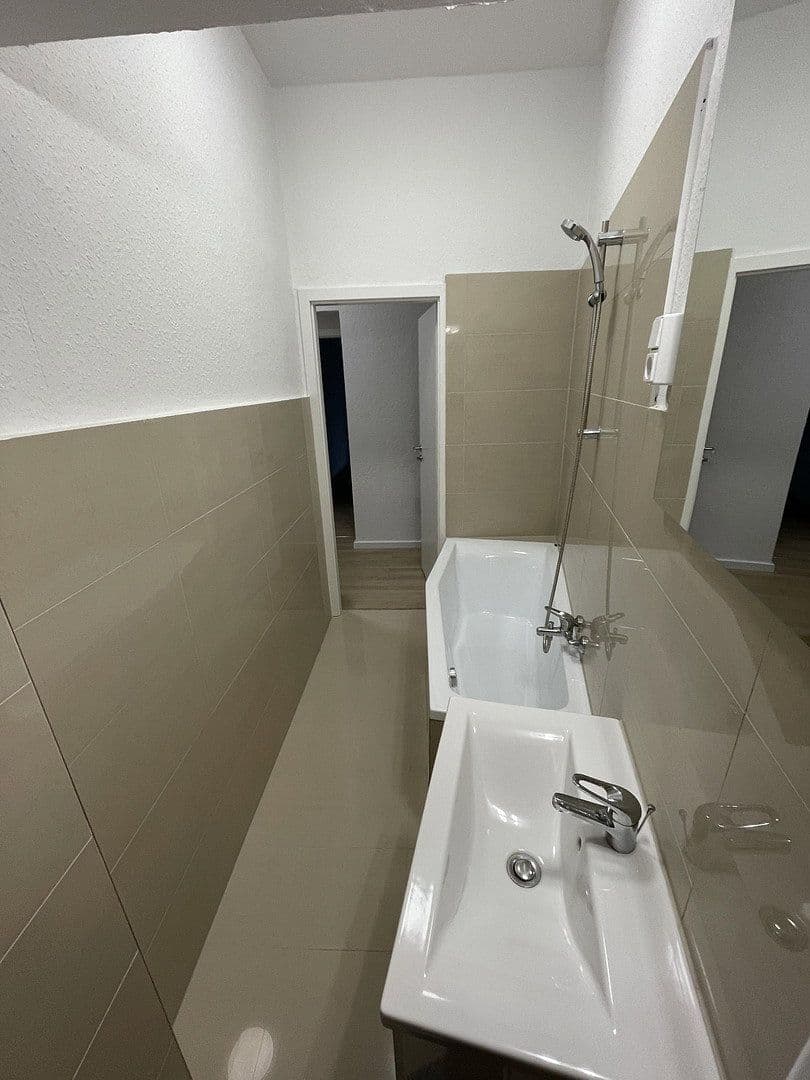 Prenájom bytu 2-izbový 50 m², Nauener Str., Berlin, Berlín Prenájom bytu 2-izbový 50 m², Nauener Str., Berlin, Berlín