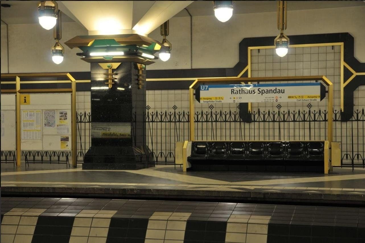 Prenájom bytu 2-izbový 50 m², Nauener Str., Berlin, Berlín Prenájom bytu 2-izbový 50 m², Nauener Str., Berlin, Berlín