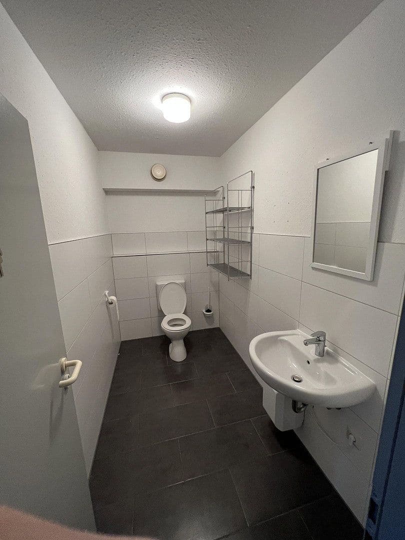 Predaj domu 4.016 m², pozemek 4.513 m², Heilbronn, Bádensko-Wurttembersko Predaj domu 4.016 m², pozemek 4.513 m², Heilbronn, Bádensko-Wurttembersko