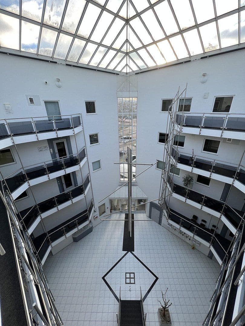 Predaj domu 4.016 m², pozemek 4.513 m², Heilbronn, Bádensko-Wurttembersko Predaj domu 4.016 m², pozemek 4.513 m², Heilbronn, Bádensko-Wurttembersko