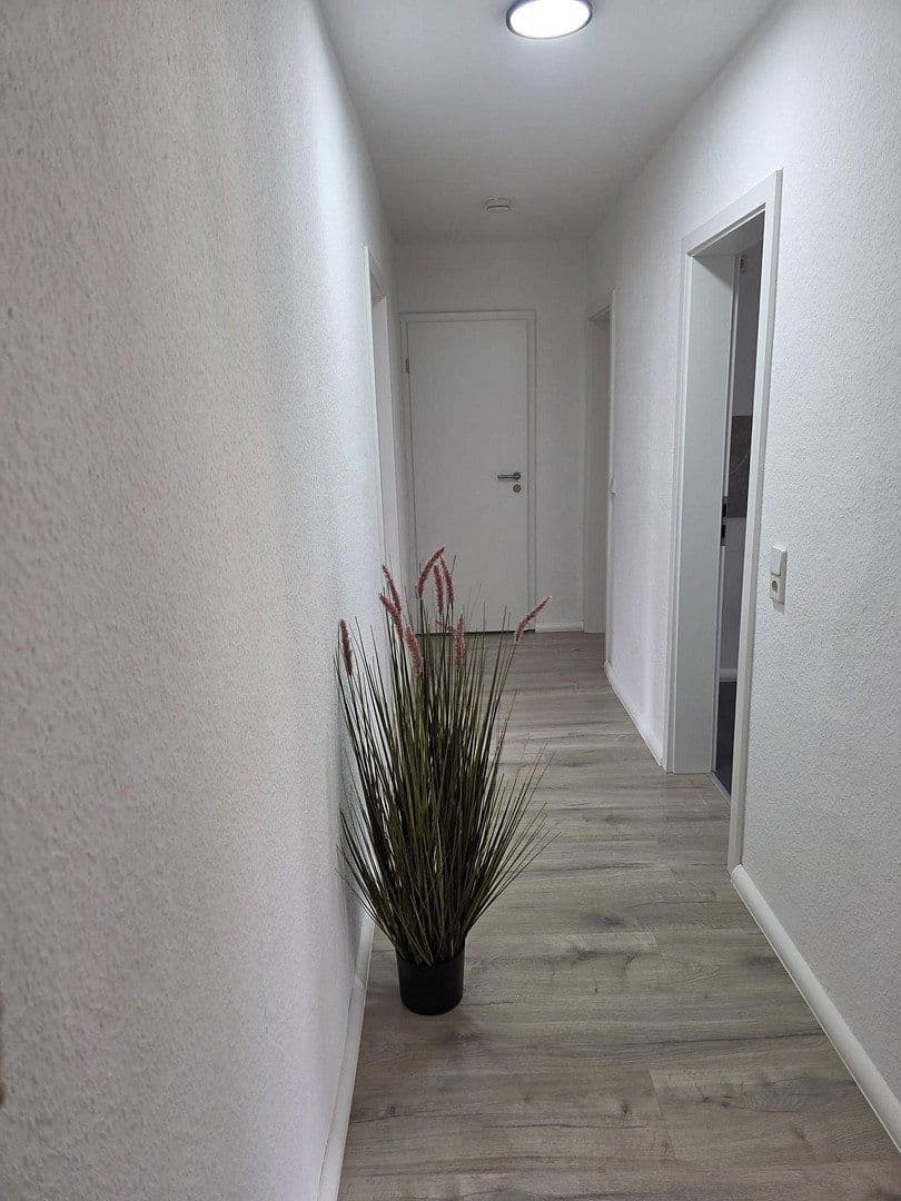 Prenájom bytu 3-izbový 71 m², Äußere Crimmitschauer Straße 33, Meerane, Sasko Prenájom bytu 3-izbový 71 m², Äußere Crimmitschauer Straße 33, Meerane, Sasko