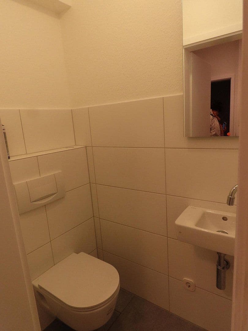 Prenájom bytu 2-izbový 70 m², Leonberg, Bádensko-Wurttembersko Prenájom bytu 2-izbový 70 m², Leonberg, Bádensko-Wurttembersko