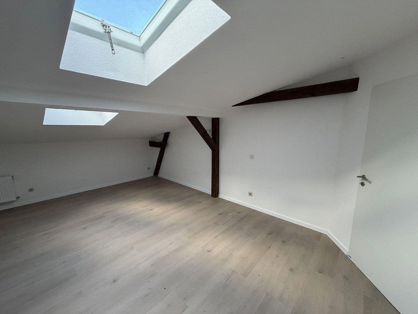 Prenájom bytu 3-izbový 85 m², Schneiderstraße 21, Eberswalde, Brandenbursko Prenájom bytu 3-izbový 85 m², Schneiderstraße 21, Eberswalde, Brandenbursko