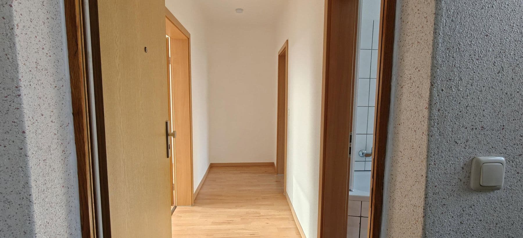 Prenájom bytu 2-izbový 45 m², Lange Straße 5, Zeithain, Sasko Prenájom bytu 2-izbový 45 m², Lange Straße 5, Zeithain, Sasko