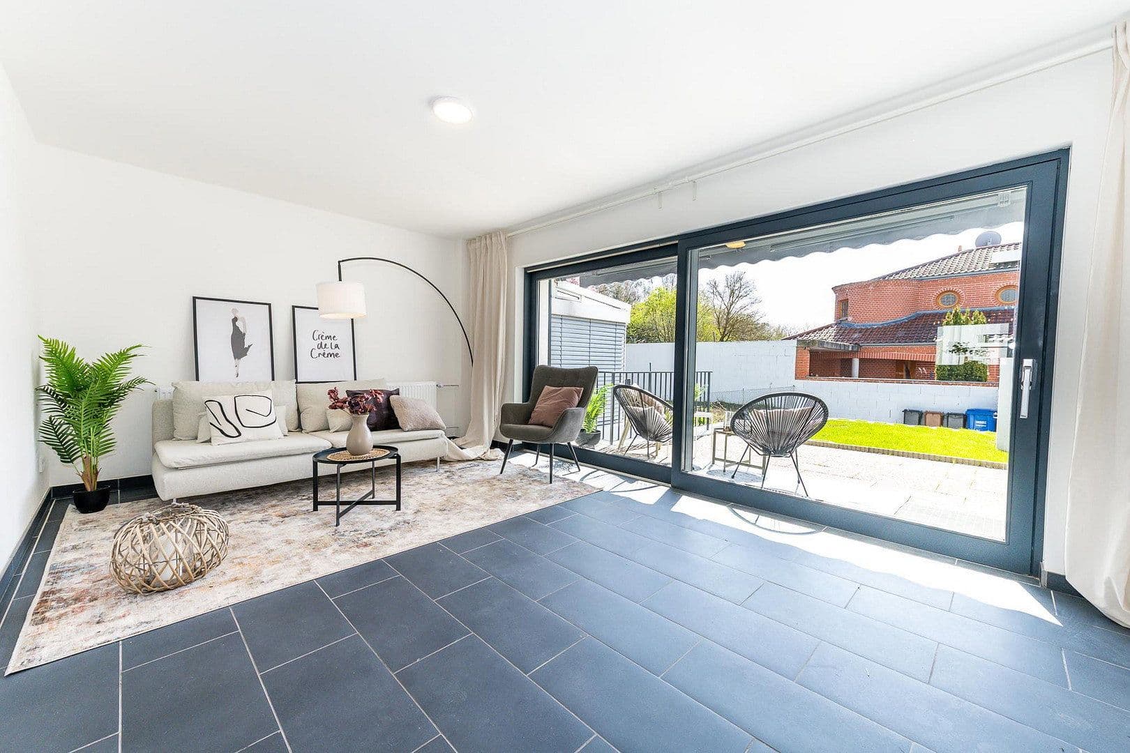 Predaj domu 161 m², pozemek 216 m², Bad Friedrichshall, Bádensko-Wurttembersko Predaj domu 161 m², pozemek 216 m², Bad Friedrichshall, Bádensko-Wurttembersko