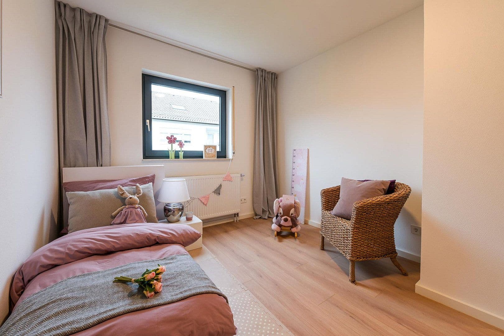 Predaj domu 161 m², pozemek 216 m², Bad Friedrichshall, Bádensko-Wurttembersko Predaj domu 161 m², pozemek 216 m², Bad Friedrichshall, Bádensko-Wurttembersko