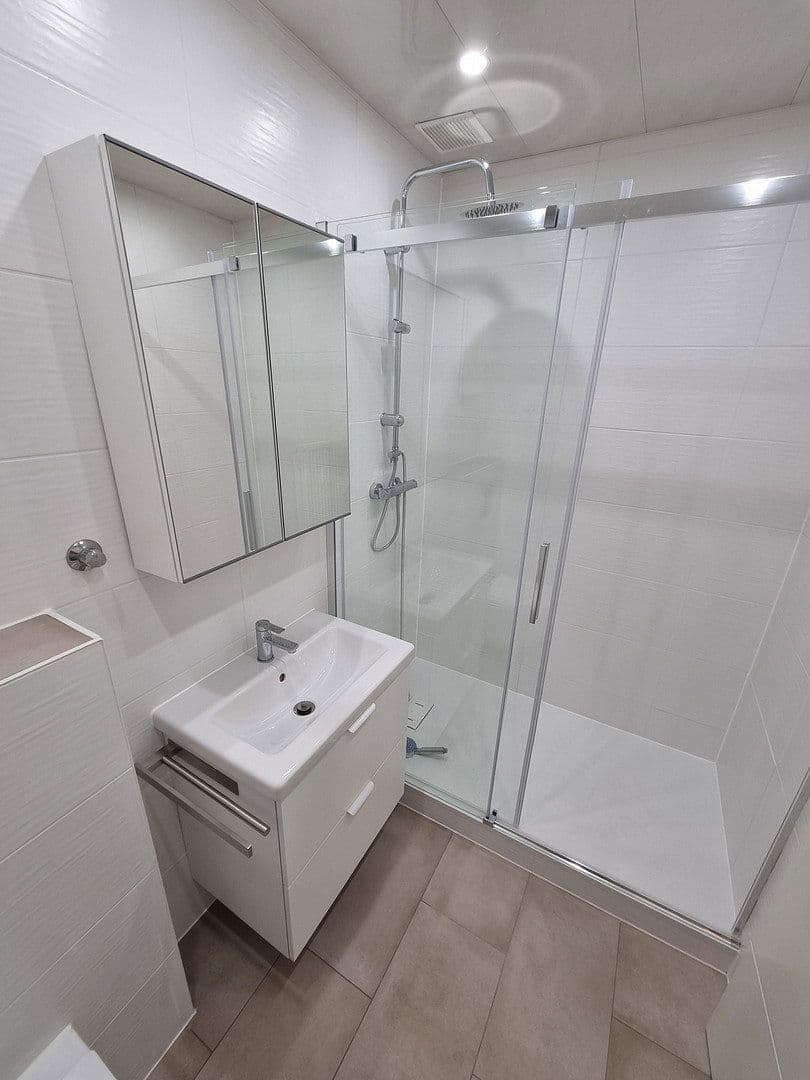 Prenájom bytu 3-izbový 70 m², Mittelweg 86, Braunschweig, Dolné Sasko Prenájom bytu 3-izbový 70 m², Mittelweg 86, Braunschweig, Dolné Sasko