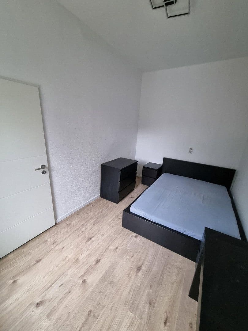 Prenájom bytu 3-izbový 70 m², Mittelweg 86, Braunschweig, Dolné Sasko Prenájom bytu 3-izbový 70 m², Mittelweg 86, Braunschweig, Dolné Sasko