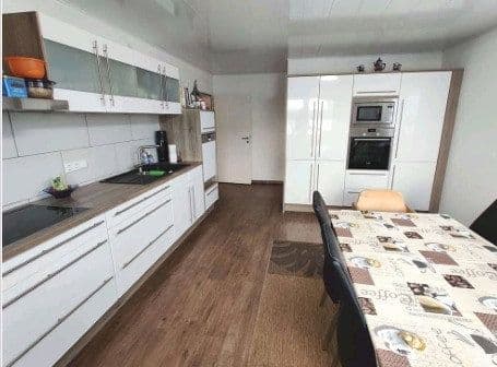 Predaj bytu 5-izbový 191 m², Kandern, Bádensko-Wurttembersko Predaj bytu 5-izbový 191 m², Kandern, Bádensko-Wurttembersko