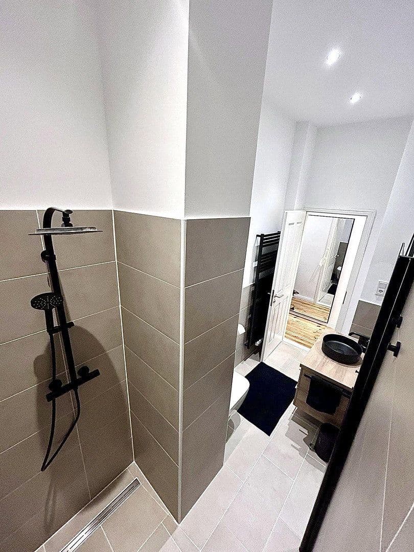 Predaj bytu 2-izbový 50 m², Leonhardtstr. 7, Berlin, Berlín Predaj bytu 2-izbový 50 m², Leonhardtstr. 7, Berlin, Berlín