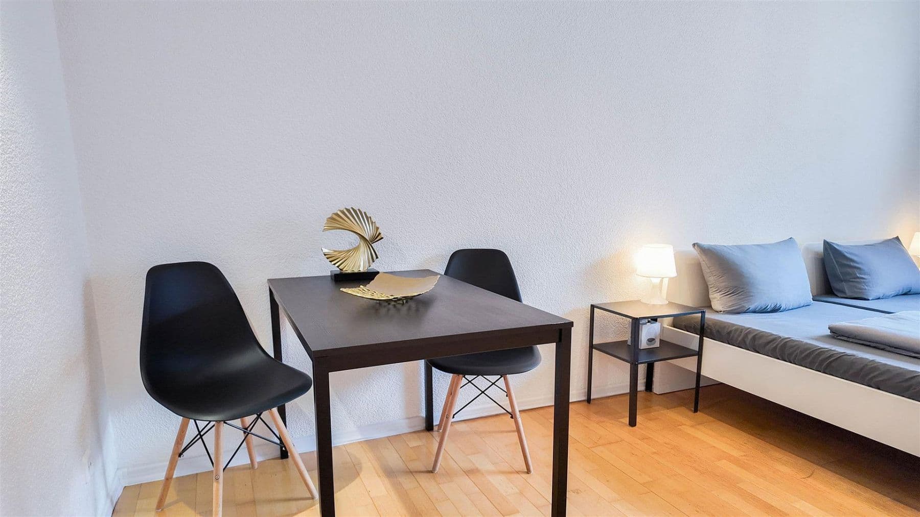 Predaj bytu 3-izbový 54 m², Esslingen am Neckar, Bádensko-Wurttembersko Predaj bytu 3-izbový 54 m², Esslingen am Neckar, Bádensko-Wurttembersko