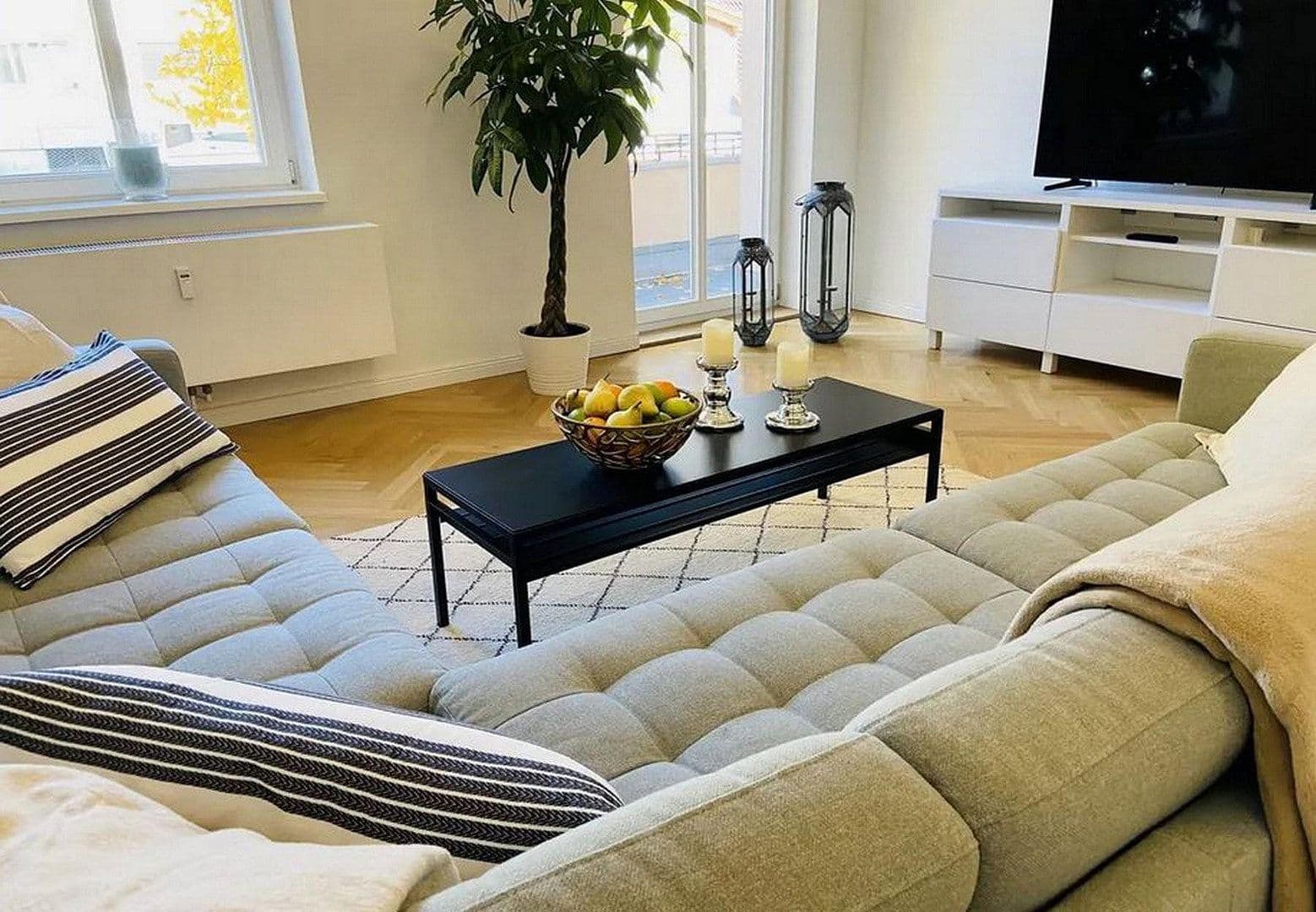 Prenájom bytu 2-izbový 49 m², Britzer Damm 127, Berlin, Berlín Prenájom bytu 2-izbový 49 m², Britzer Damm 127, Berlin, Berlín