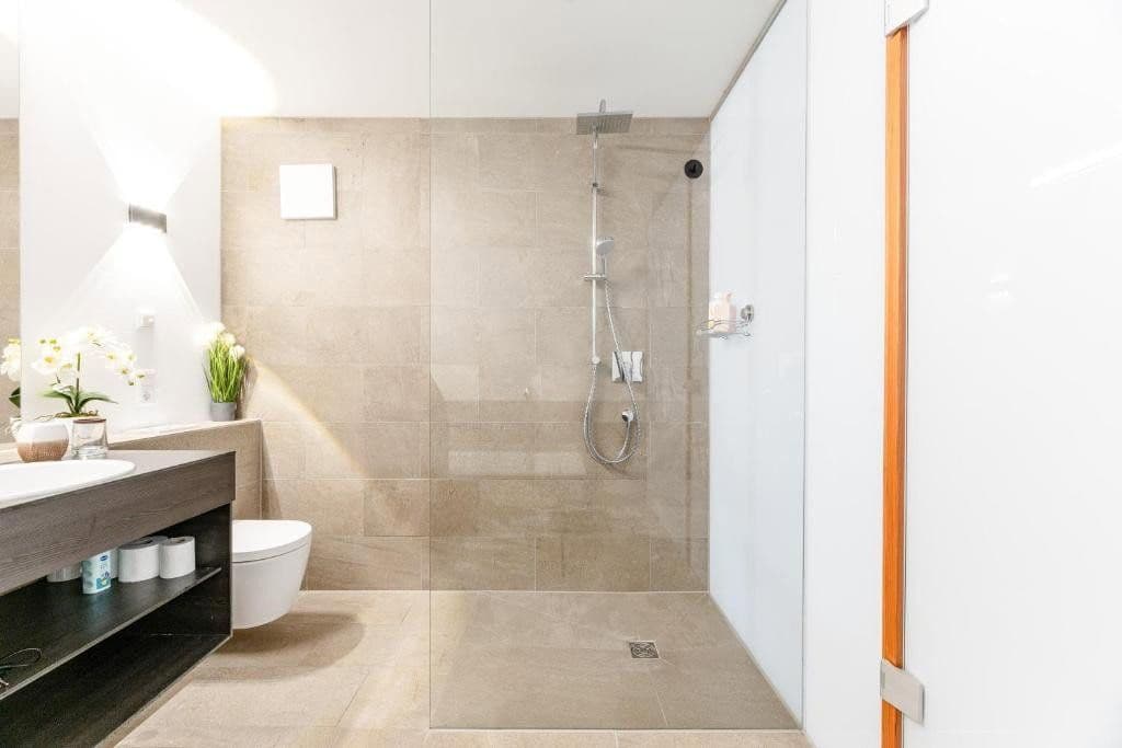 Predaj domu 185 m², pozemek 135 m², Zum Schierenberg 23, Öhningen, Bádensko-Wurttembersko Predaj domu 185 m², pozemek 135 m², Zum Schierenberg 23, Öhningen, Bádensko-Wurttembersko