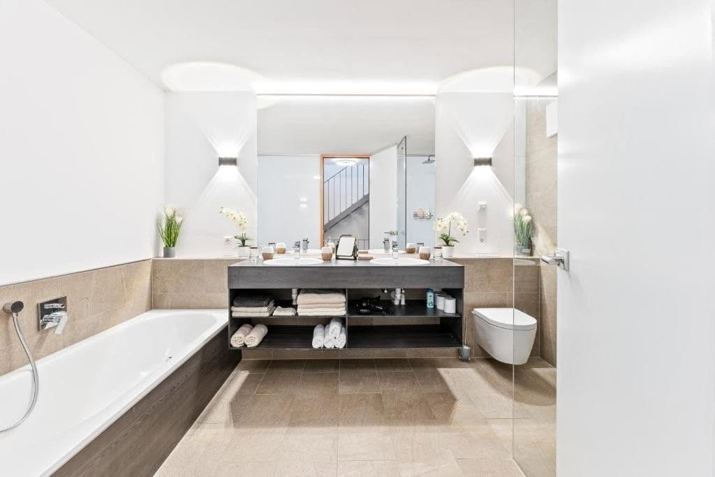 Predaj domu 185 m², pozemek 135 m², Zum Schierenberg 23, Öhningen, Bádensko-Wurttembersko Predaj domu 185 m², pozemek 135 m², Zum Schierenberg 23, Öhningen, Bádensko-Wurttembersko