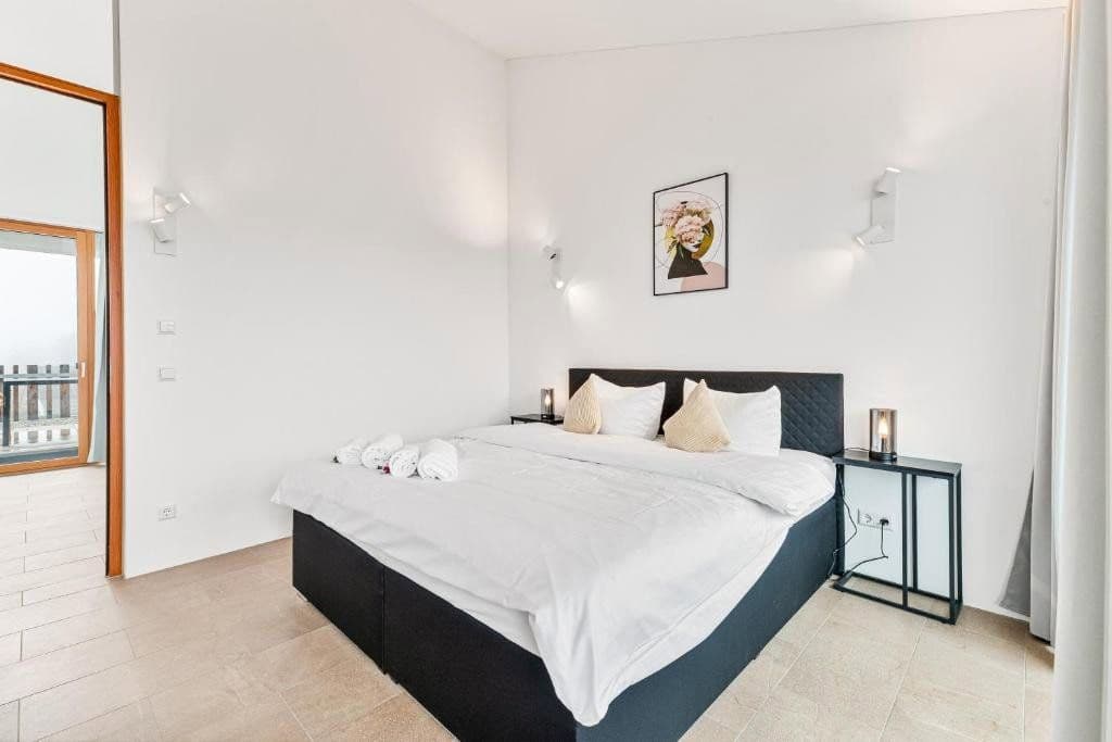 Predaj domu 185 m², pozemek 135 m², Zum Schierenberg 23, Öhningen, Bádensko-Wurttembersko Predaj domu 185 m², pozemek 135 m², Zum Schierenberg 23, Öhningen, Bádensko-Wurttembersko