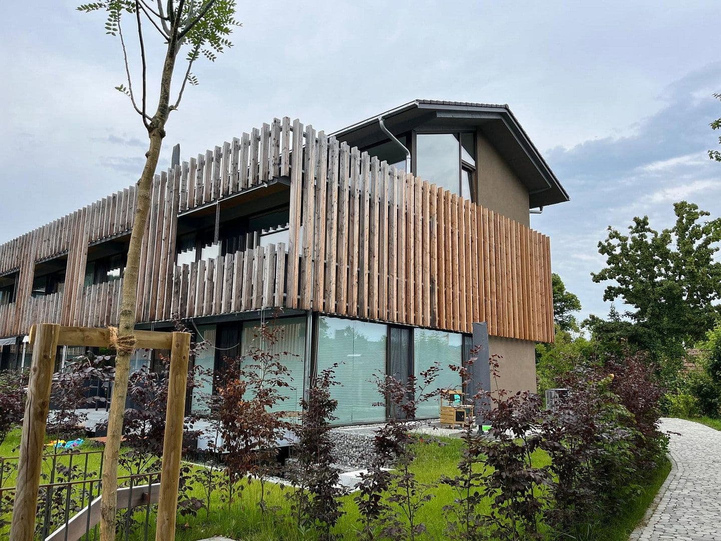 Predaj domu 185 m², pozemek 135 m², Zum Schierenberg 23, Öhningen, Bádensko-Wurttembersko Predaj domu 185 m², pozemek 135 m², Zum Schierenberg 23, Öhningen, Bádensko-Wurttembersko