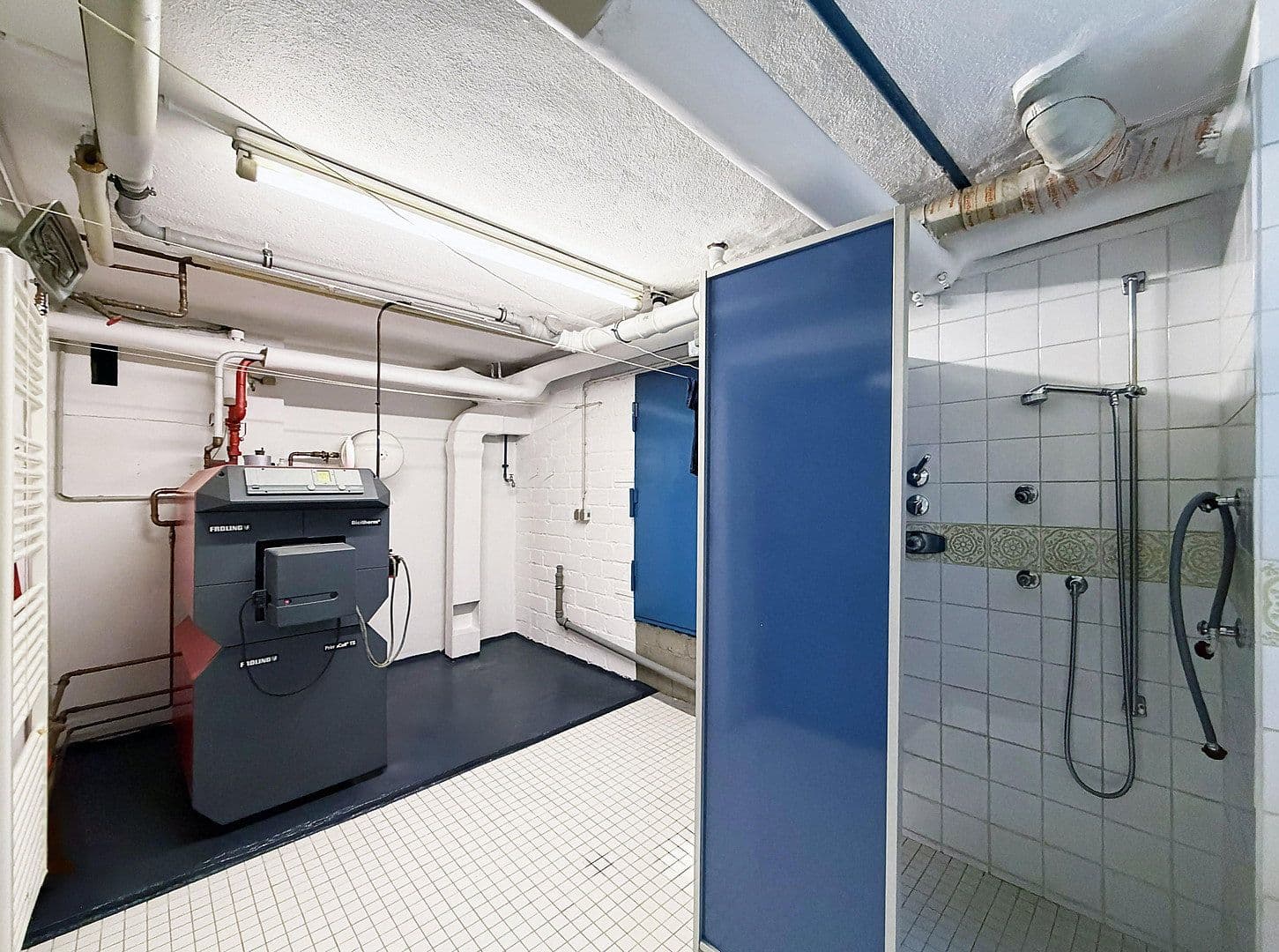 Predaj bytu 3-izbový 97 m², Penningsfelder Weg 89, Köln, Severné Porýnie - Westfálsko Predaj bytu 3-izbový 97 m², Penningsfelder Weg 89, Köln, Severné Porýnie - Westfálsko