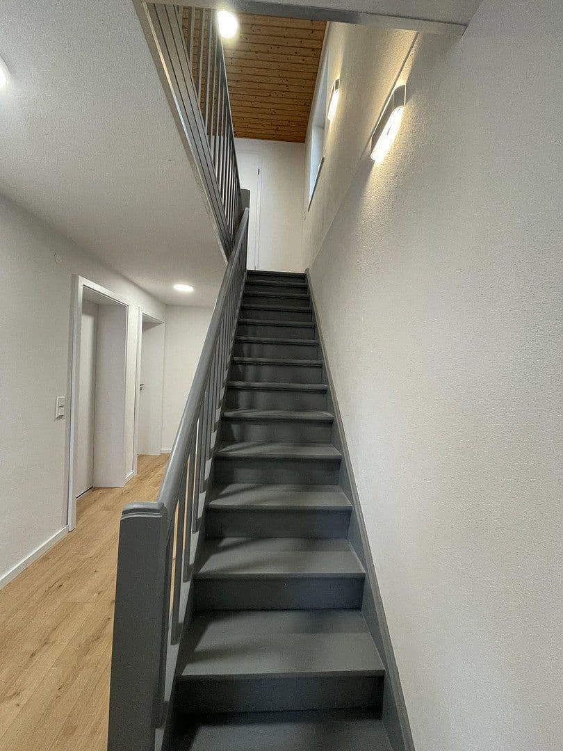 Prenájom bytu 4-izbový 104 m², Rielasingen-Worblingen, Bádensko-Wurttembersko Prenájom bytu 4-izbový 104 m², Rielasingen-Worblingen, Bádensko-Wurttembersko