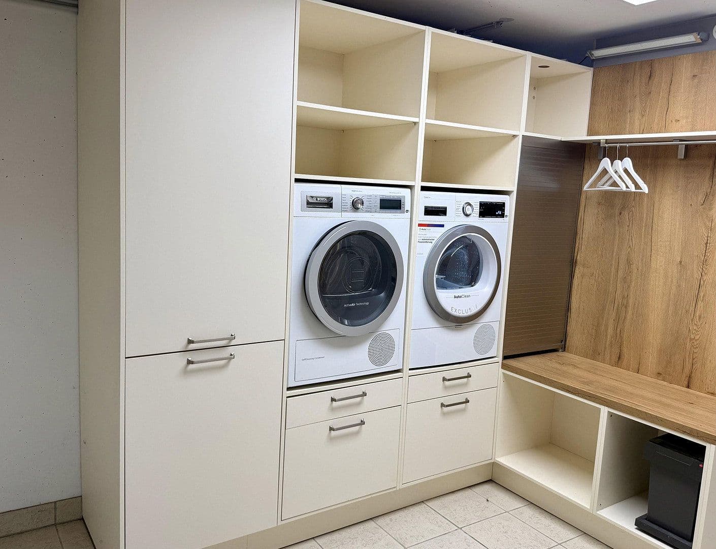 Predaj domu 263 m², pozemek 4.800 m², Rödinghausen, Severné Porýnie - Westfálsko Predaj domu 263 m², pozemek 4.800 m², Rödinghausen, Severné Porýnie - Westfálsko