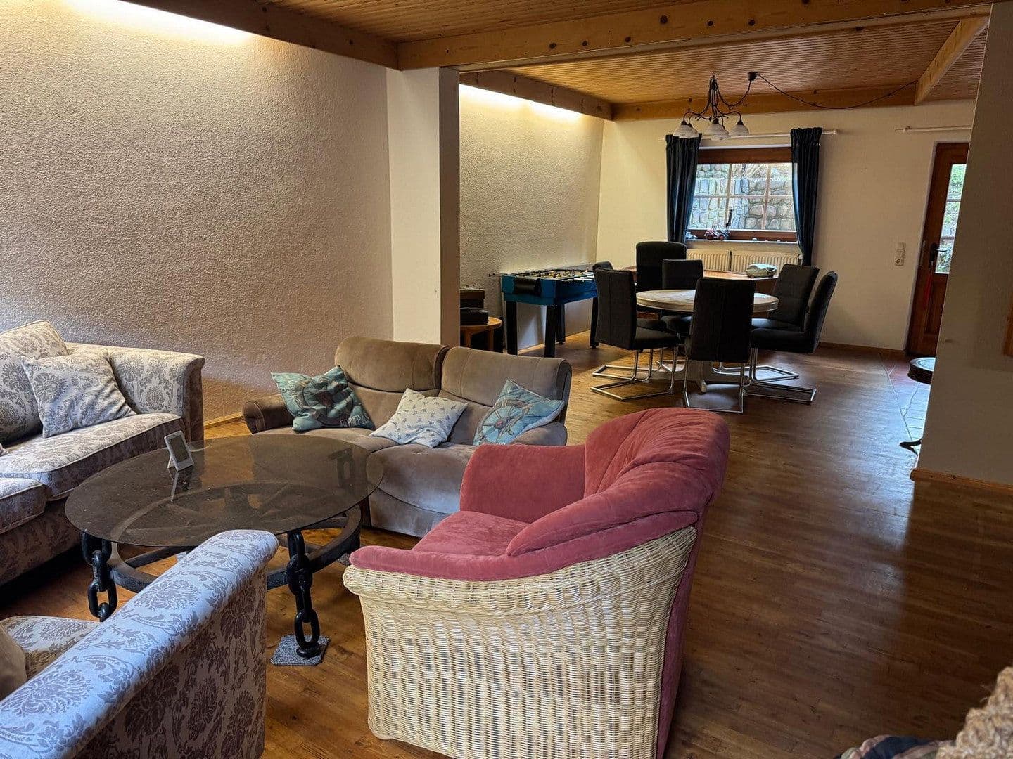 Predaj domu 190 m², pozemek 2.290 m², Handeloh, Dolné Sasko Predaj domu 190 m², pozemek 2.290 m², Handeloh, Dolné Sasko