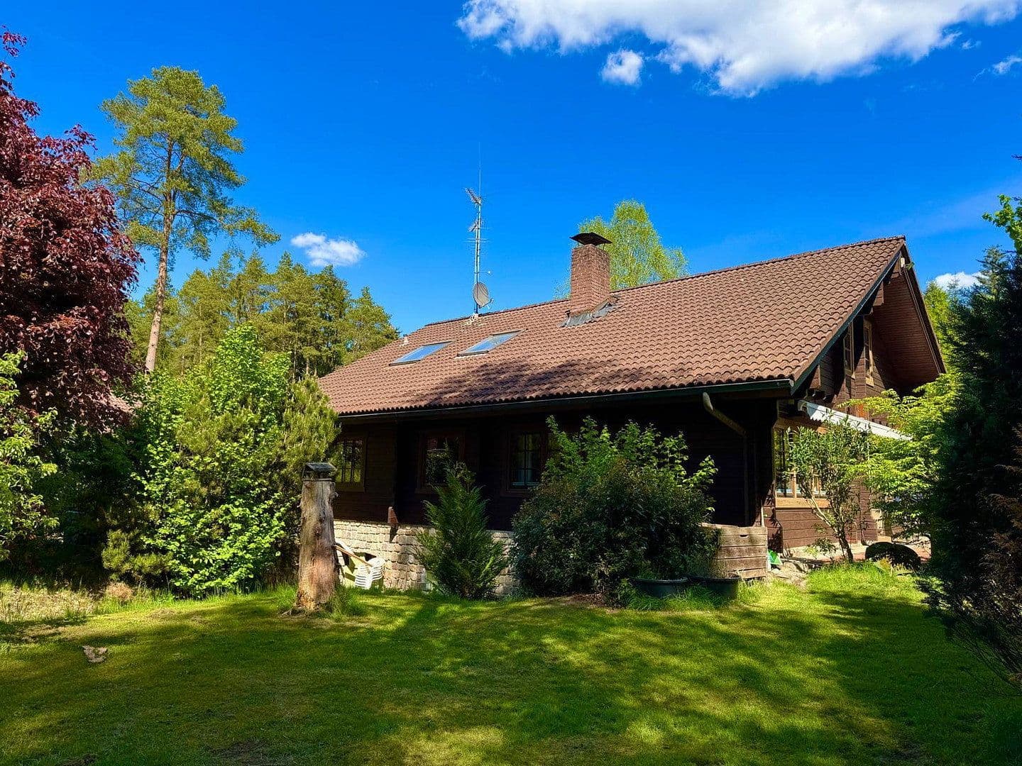 Predaj domu 190 m², pozemek 2.290 m², Handeloh, Dolné Sasko Predaj domu 190 m², pozemek 2.290 m², Handeloh, Dolné Sasko