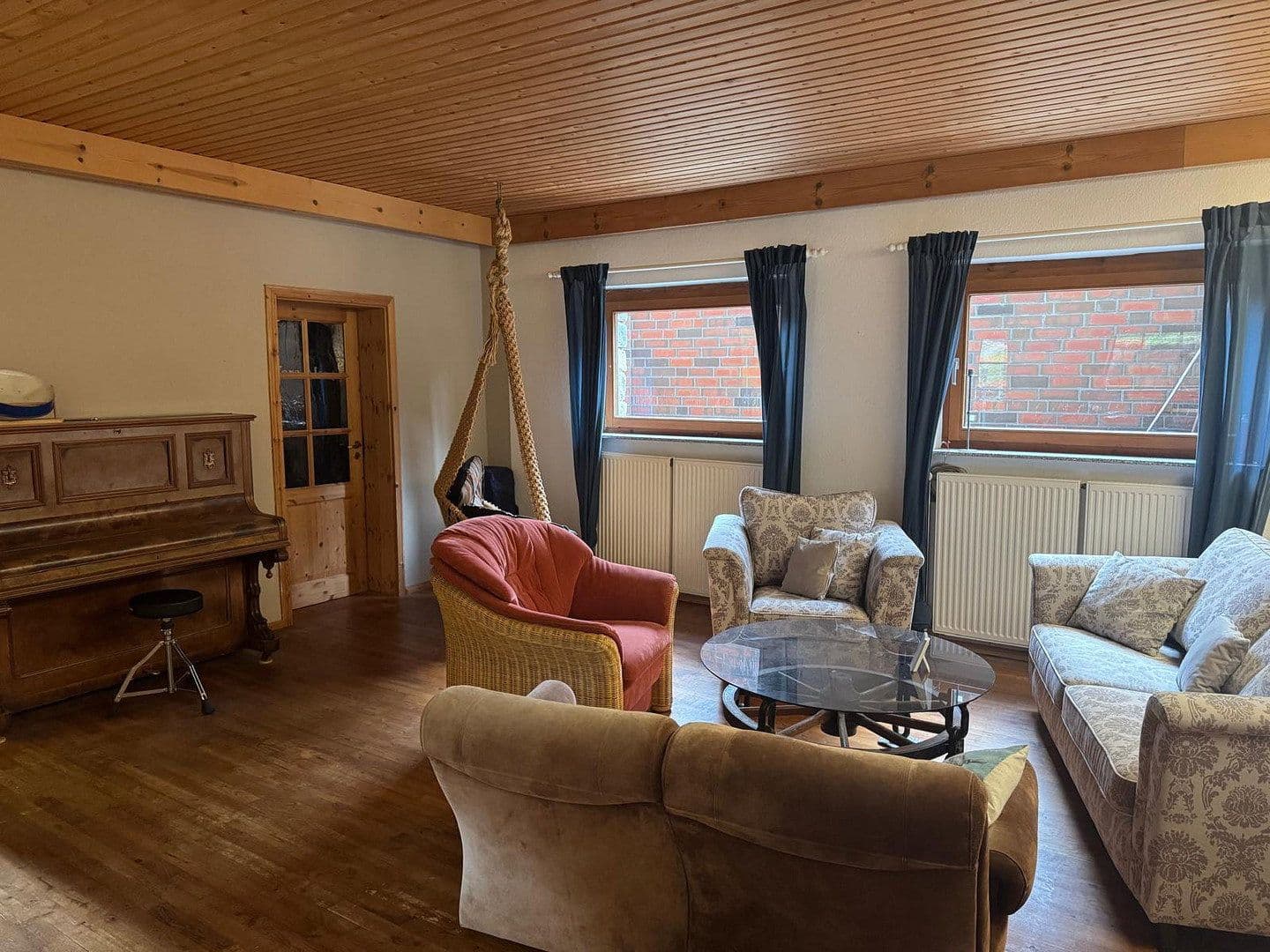 Predaj domu 190 m², pozemek 2.290 m², Handeloh, Dolné Sasko Predaj domu 190 m², pozemek 2.290 m², Handeloh, Dolné Sasko