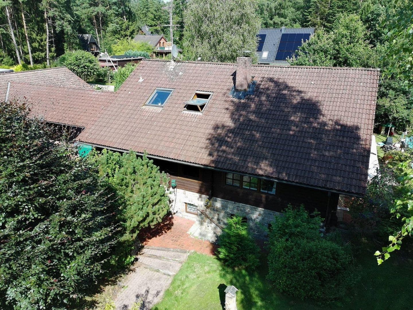 Predaj domu 190 m², pozemek 2.290 m², Handeloh, Dolné Sasko Predaj domu 190 m², pozemek 2.290 m², Handeloh, Dolné Sasko