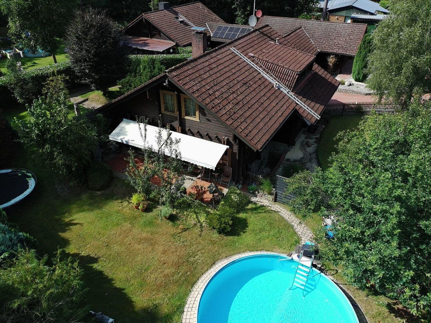 Predaj domu 190 m², pozemek 2.290 m², Handeloh, Dolné Sasko Predaj domu 190 m², pozemek 2.290 m², Handeloh, Dolné Sasko