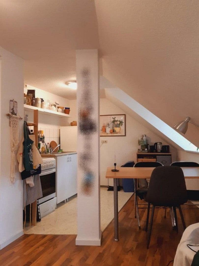 Prenájom bytu 1-izbový 30 m², Sickingenstraße 10/12, Jena, Durínsko Prenájom bytu 1-izbový 30 m², Sickingenstraße 10/12, Jena, Durínsko