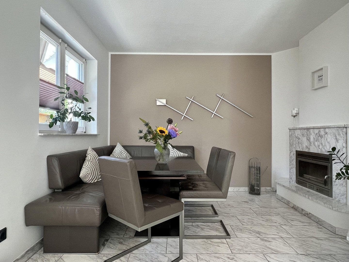 Predaj domu 188 m², pozemek 668 m², Schweinfurt, Bavorsko Predaj domu 188 m², pozemek 668 m², Schweinfurt, Bavorsko