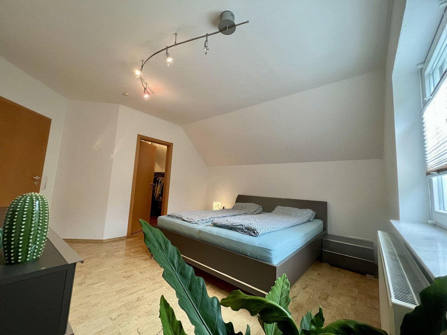 Predaj domu 188 m², pozemek 668 m², Schweinfurt, Bavorsko Predaj domu 188 m², pozemek 668 m², Schweinfurt, Bavorsko