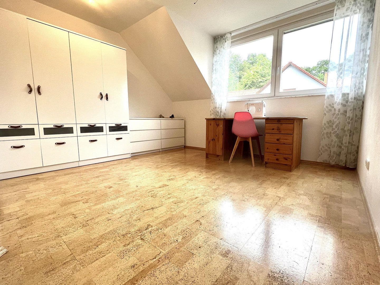 Predaj domu 188 m², pozemek 668 m², Schweinfurt, Bavorsko Predaj domu 188 m², pozemek 668 m², Schweinfurt, Bavorsko