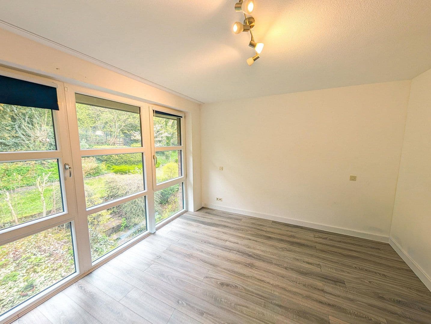 Predaj bytu 2-izbový 51 m², Bleiberger Straße 146, Aachen, Severné Porýnie - Westfálsko Predaj bytu 2-izbový 51 m², Bleiberger Straße 146, Aachen, Severné Porýnie - Westfálsko