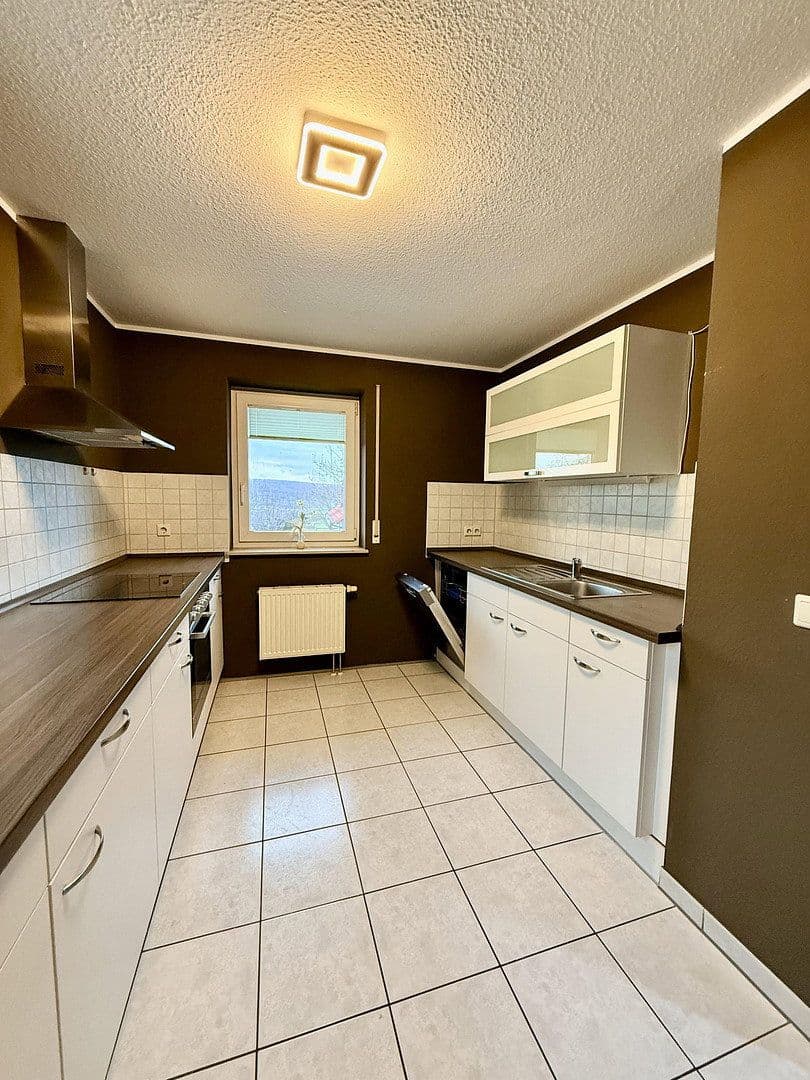 Prenájom bytu 2-izbový 80 m², Herbrechtingen, Bádensko-Wurttembersko Prenájom bytu 2-izbový 80 m², Herbrechtingen, Bádensko-Wurttembersko