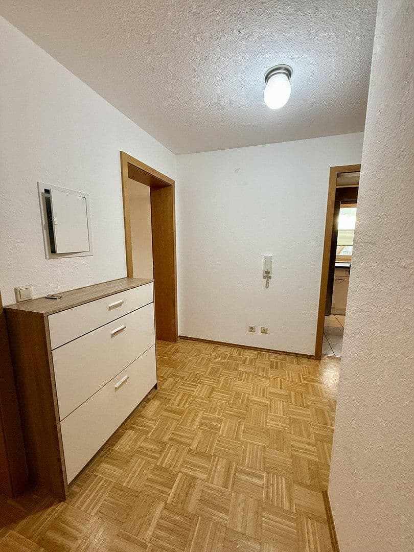 Prenájom bytu 2-izbový 80 m², Herbrechtingen, Bádensko-Wurttembersko Prenájom bytu 2-izbový 80 m², Herbrechtingen, Bádensko-Wurttembersko