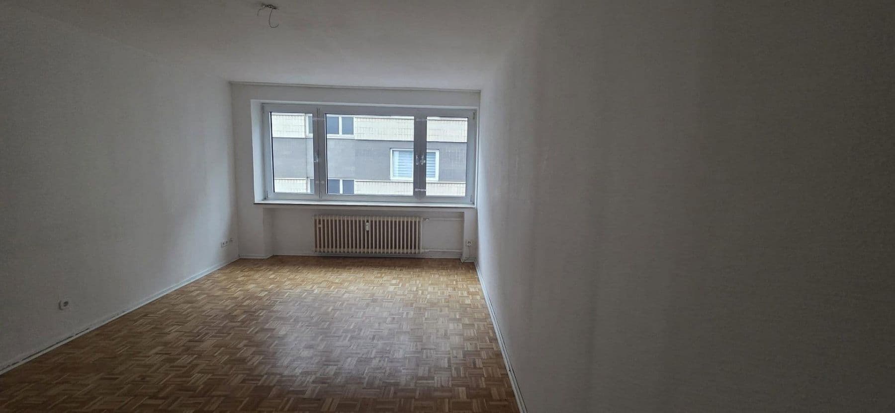 Prenájom bytu 3-izbový 80 m², Wuppertal, Severné Porýnie - Westfálsko Prenájom bytu 3-izbový 80 m², Wuppertal, Severné Porýnie - Westfálsko