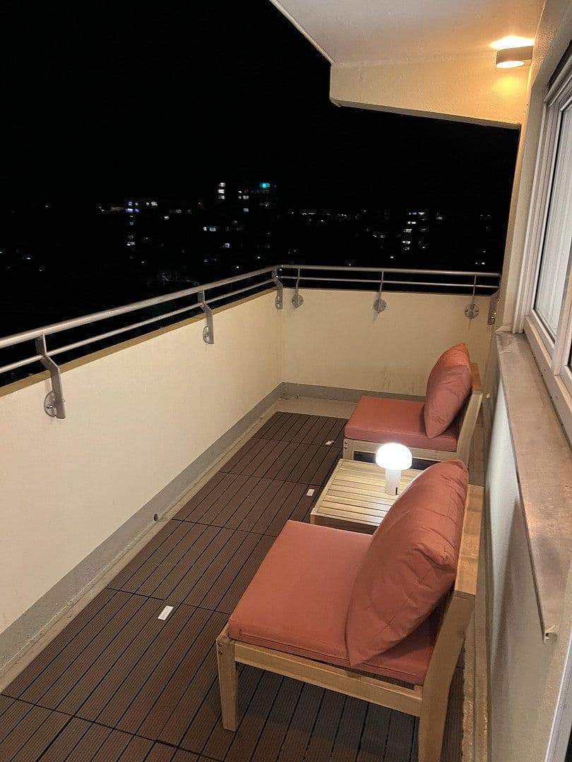 Prenájom bytu 2-izbový 50 m², Reichenaustraße 25, München, Bavorsko Prenájom bytu 2-izbový 50 m², Reichenaustraße 25, München, Bavorsko