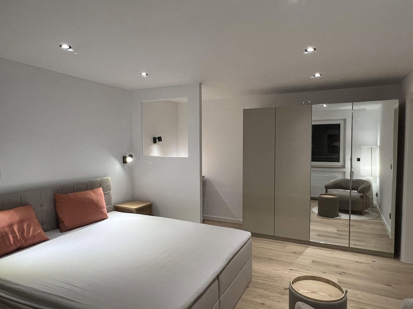 Prenájom bytu 2-izbový 50 m², Reichenaustraße 25, München, Bavorsko Prenájom bytu 2-izbový 50 m², Reichenaustraße 25, München, Bavorsko