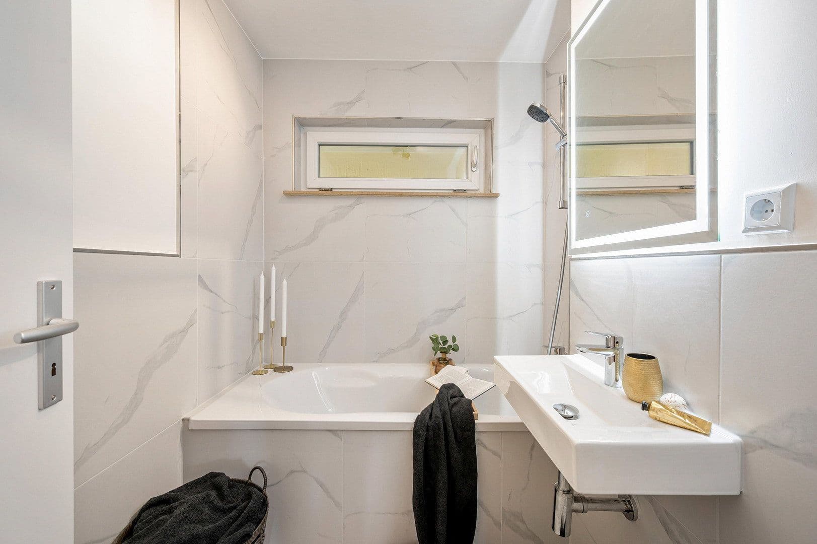 Predaj bytu 3-izbový 85 m², Mörfelden-Walldorf, Hesensko Predaj bytu 3-izbový 85 m², Mörfelden-Walldorf, Hesensko