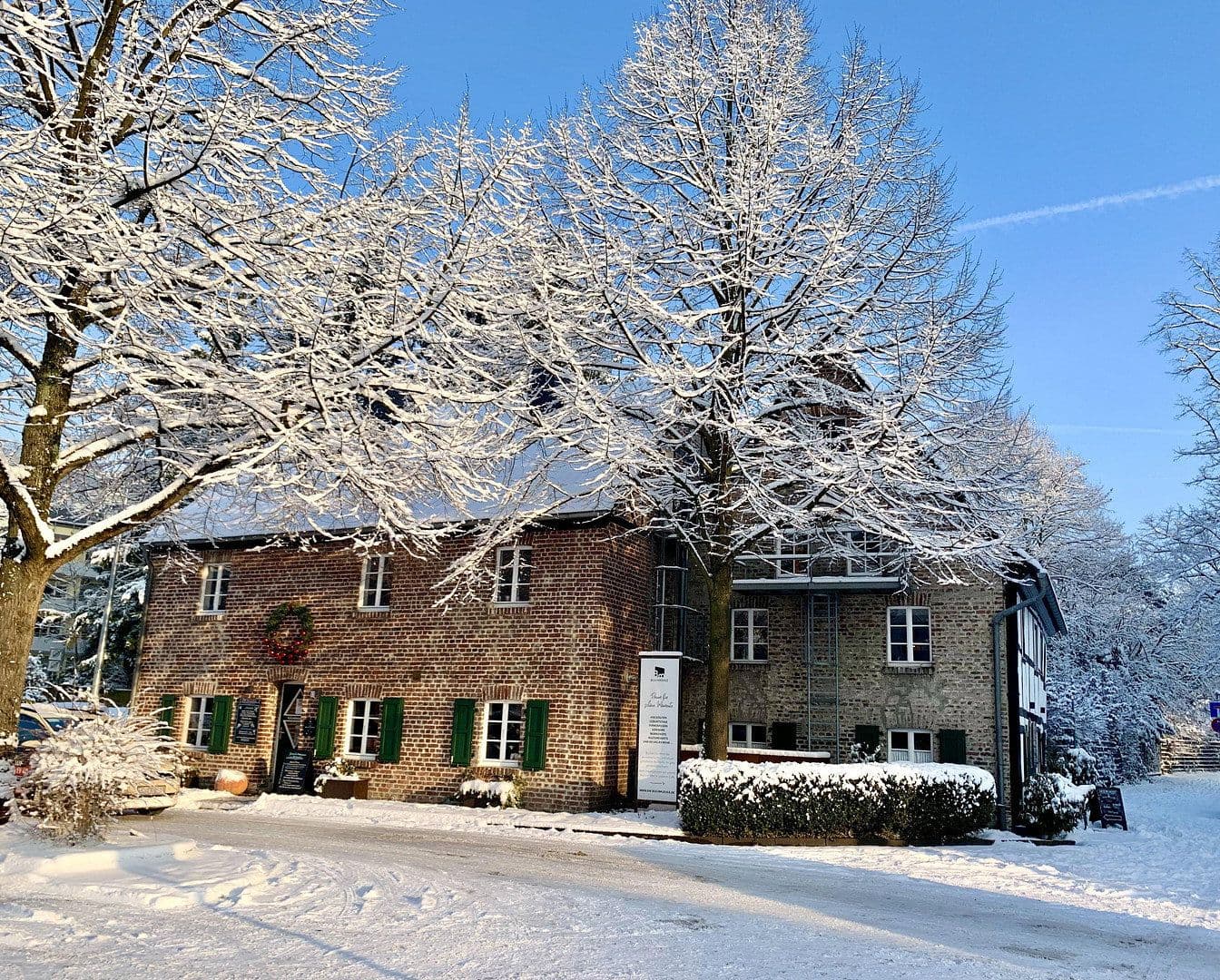 Predaj nebytového priestoru 388 m², Bergisch Gladbach, Severné Porýnie - Westfálsko Predaj nebytového priestoru 388 m², Bergisch Gladbach, Severné Porýnie - Westfálsko