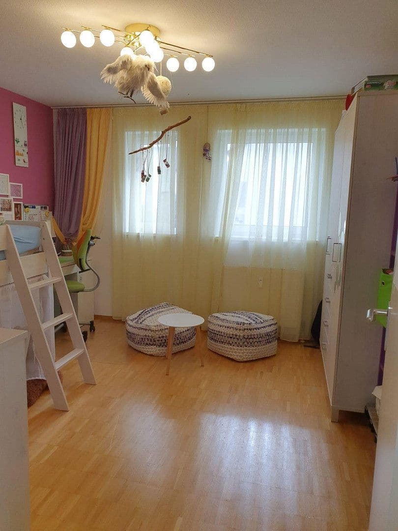 Predaj domu 802 m², pozemek 970 m², Pforzheim, Bádensko-Wurttembersko Predaj domu 802 m², pozemek 970 m², Pforzheim, Bádensko-Wurttembersko