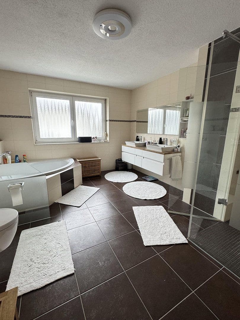 Predaj domu 275 m², pozemek 644 m², Dillingen an der Donau, Bavorsko Predaj domu 275 m², pozemek 644 m², Dillingen an der Donau, Bavorsko