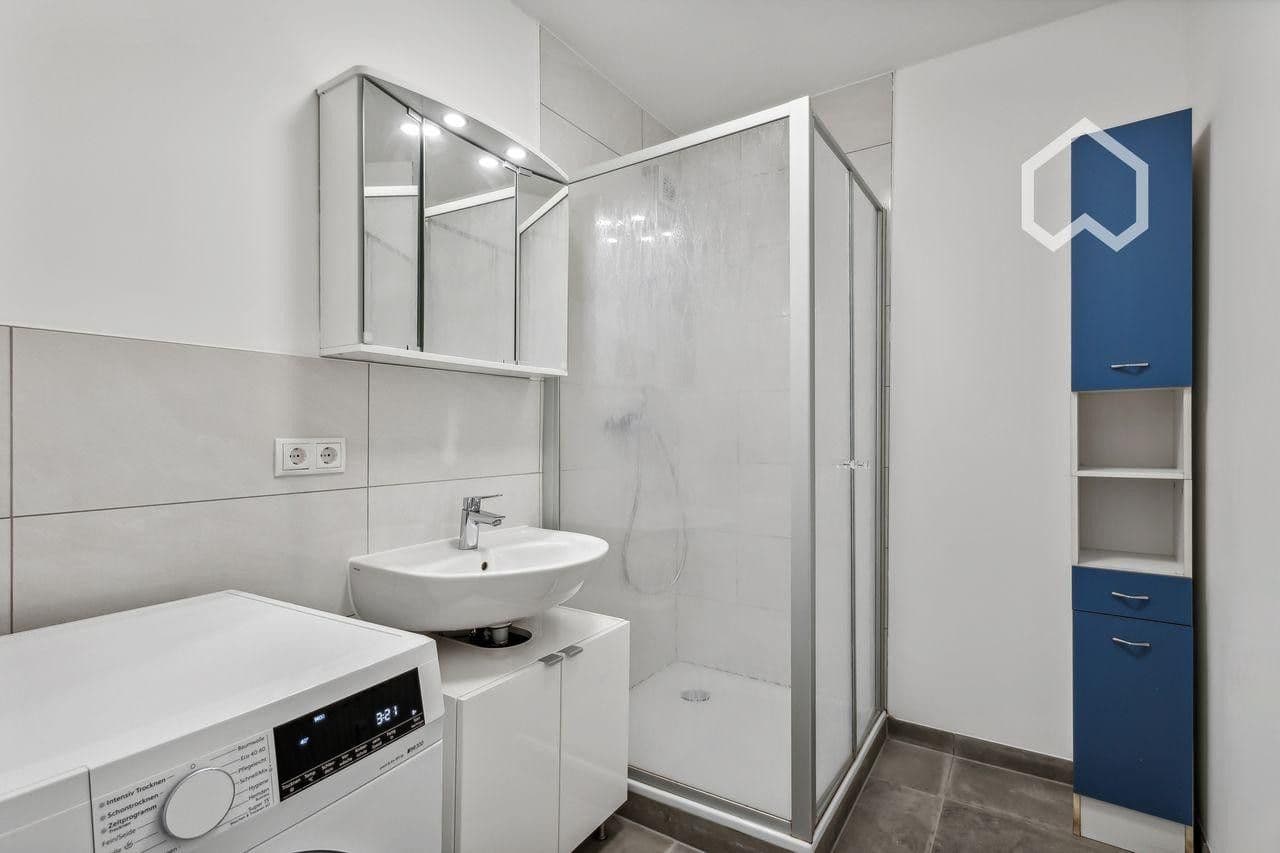 Prenájom bytu 1-izbový 80 m², Haunstetter Str 95, Augsburg, Bavorsko Prenájom bytu 1-izbový 80 m², Haunstetter Str 95, Augsburg, Bavorsko